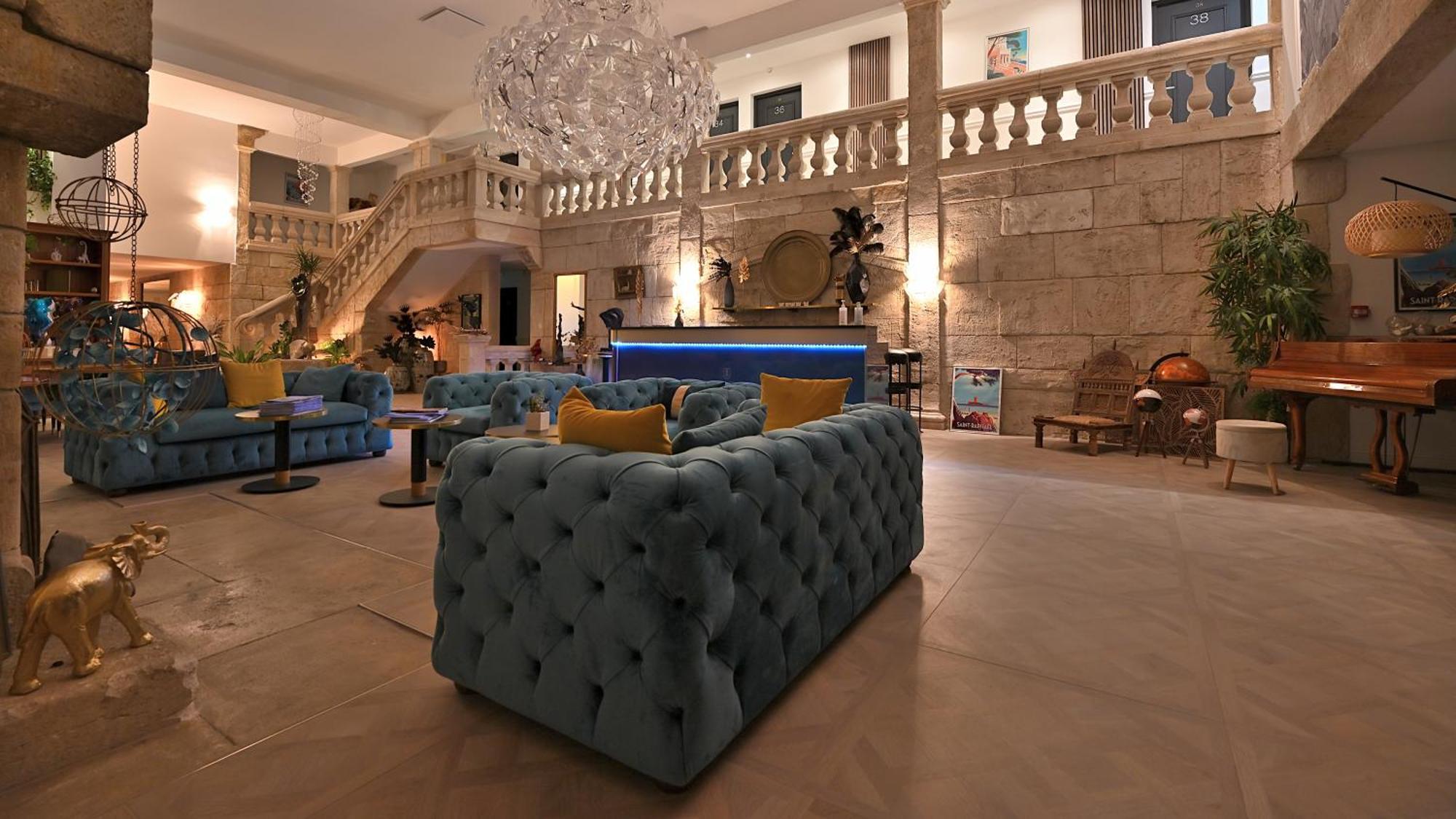 Le Confidentiel Hotel & Spa Saint-Raphaël Exteriör bild
