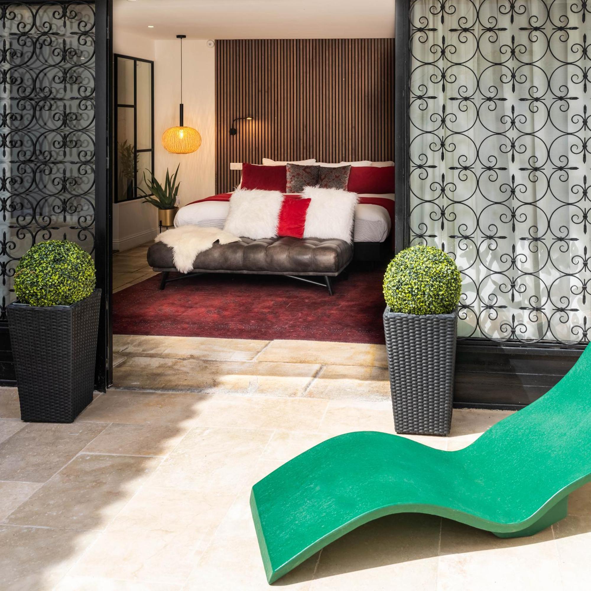 Le Confidentiel Hotel & Spa Saint-Raphaël Rum bild