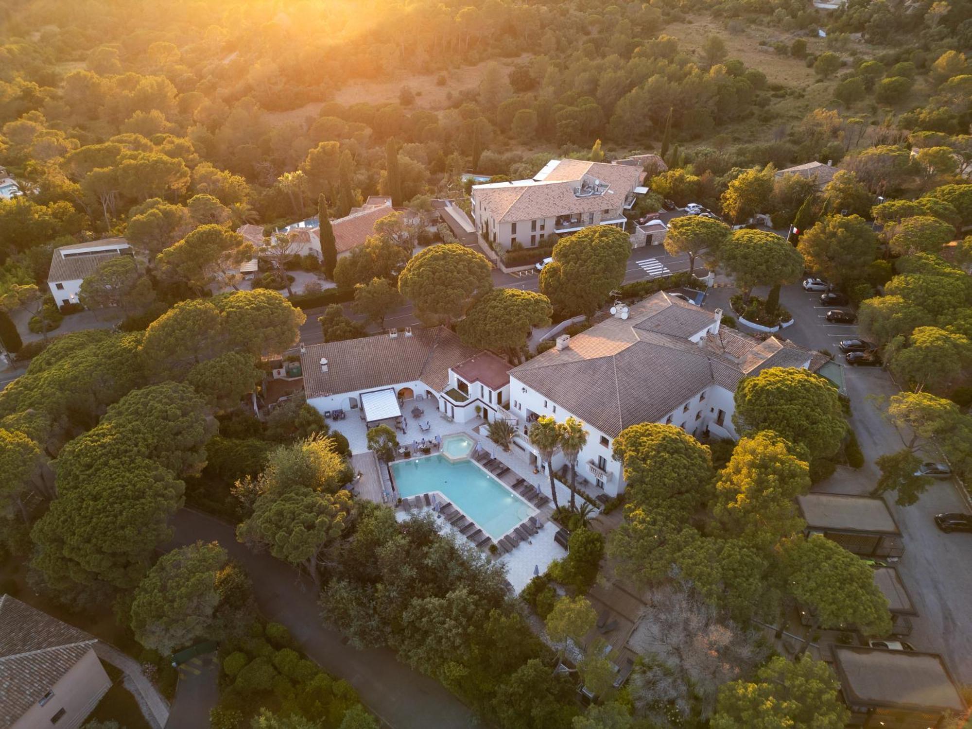 Le Confidentiel Hotel & Spa Saint-Raphaël Exteriör bild